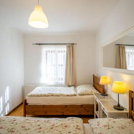 Svab Haz * Veszpremfajsz